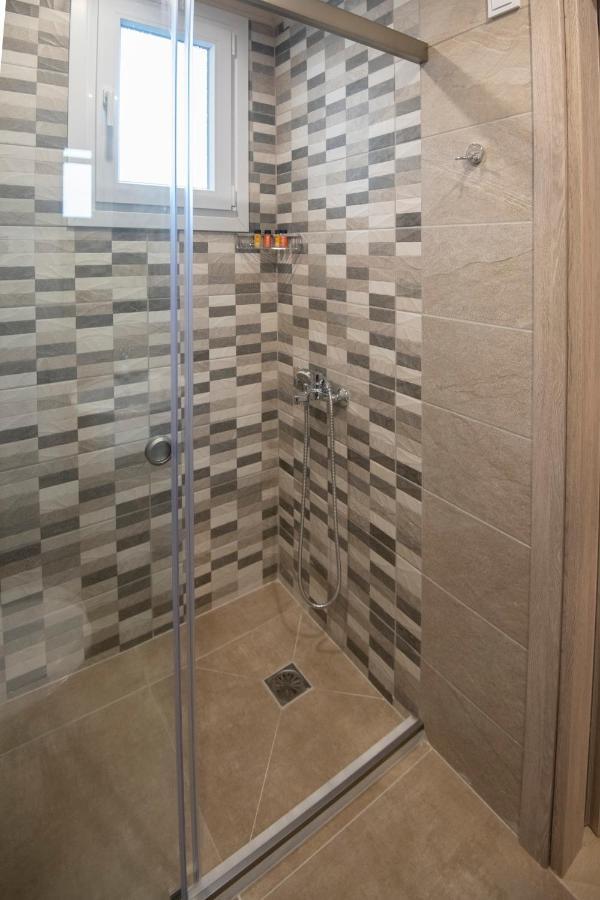 Apanemo Luxury Villa Kourouta