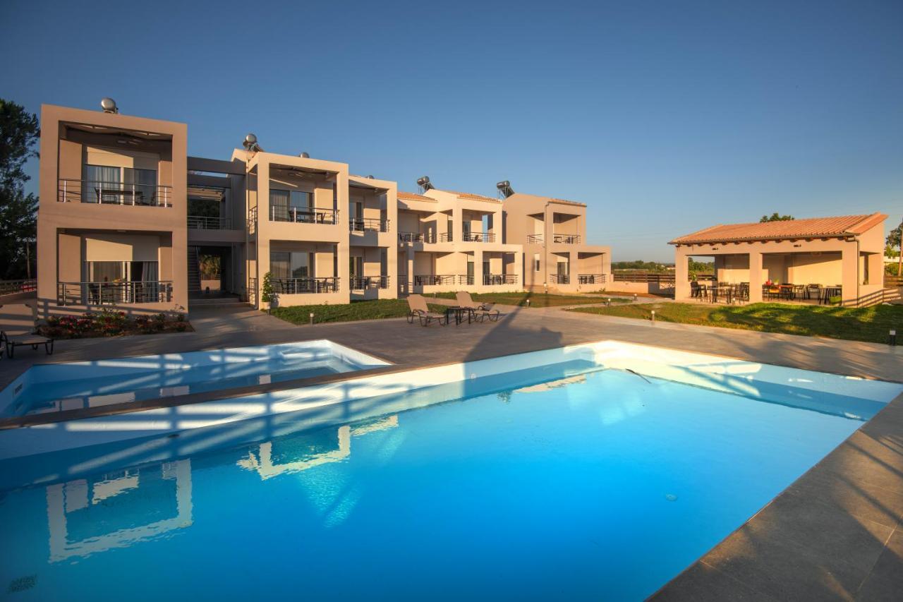 Apanemo Luxury Kourouta