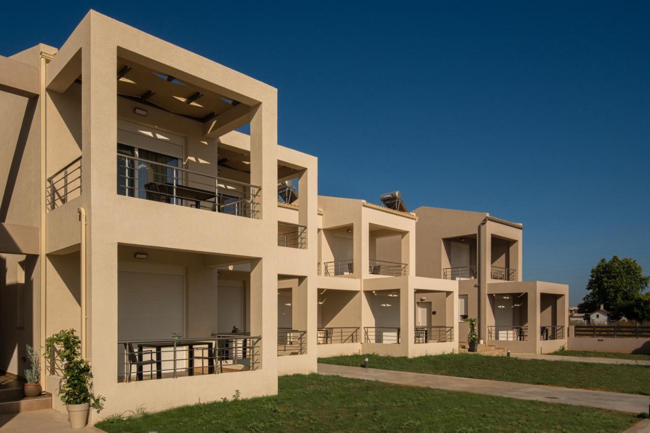 Apanemo Luxury * Kourouta